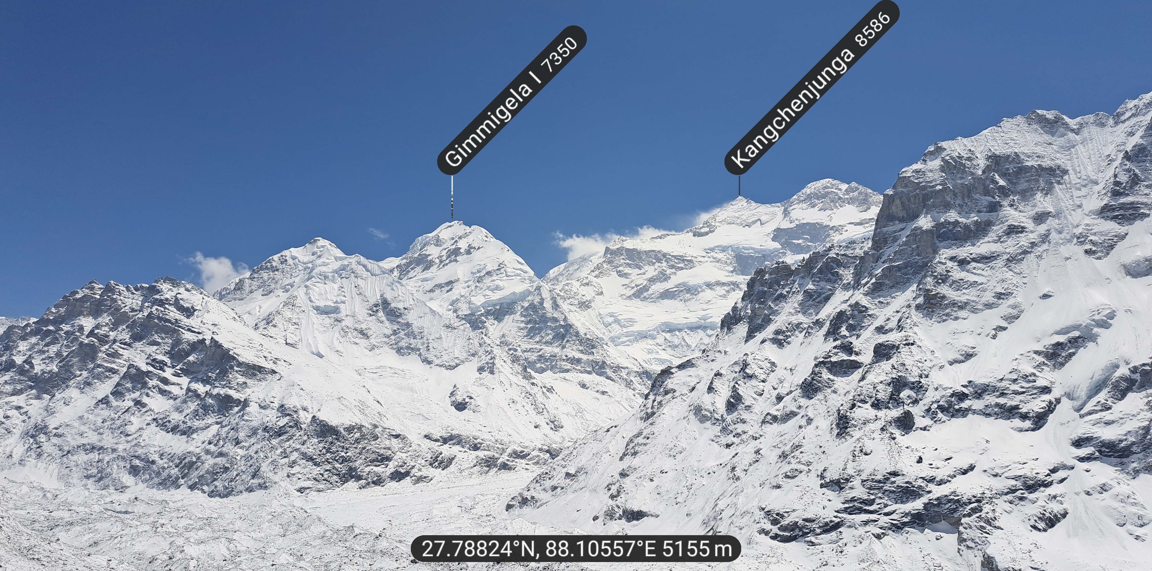 Stunning view of Mt. Kanchenjunga and Gimmigela in Kanchenjunga Region, captured by Trek 8586